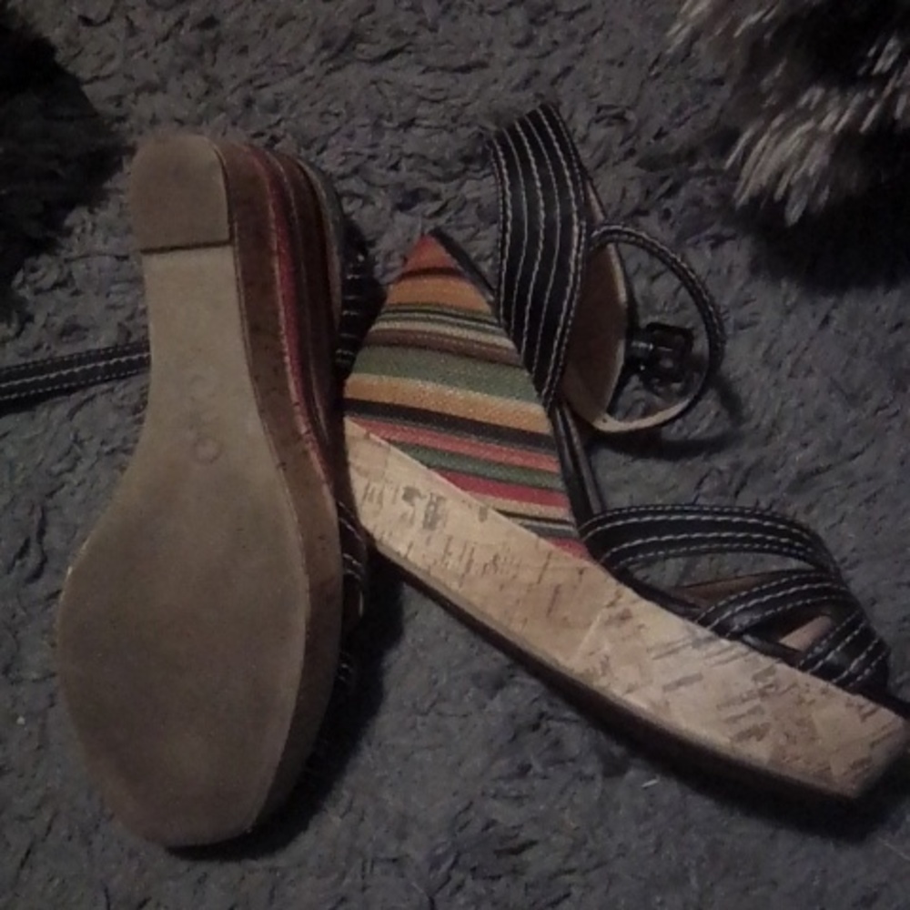 Wedges - Picture 3 of 3
